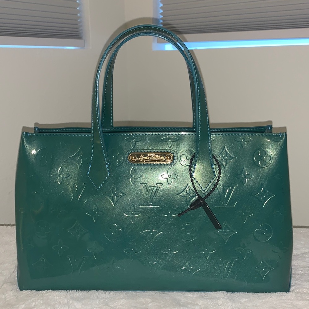 Louis Vuitton Green Vernis Wilshire PM Handbag 👜